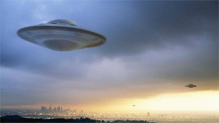 ARRIVANO GLI UFO?
